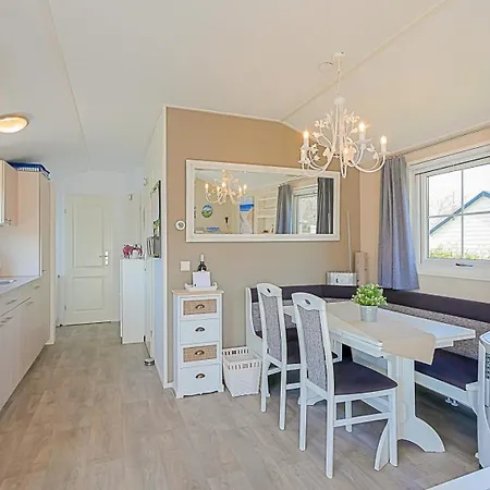 Neeltje - Chaletpark Luttikduin Aan Zee